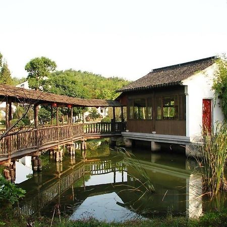 Suzhou Greendoor Resort Hotel Buitenkant foto