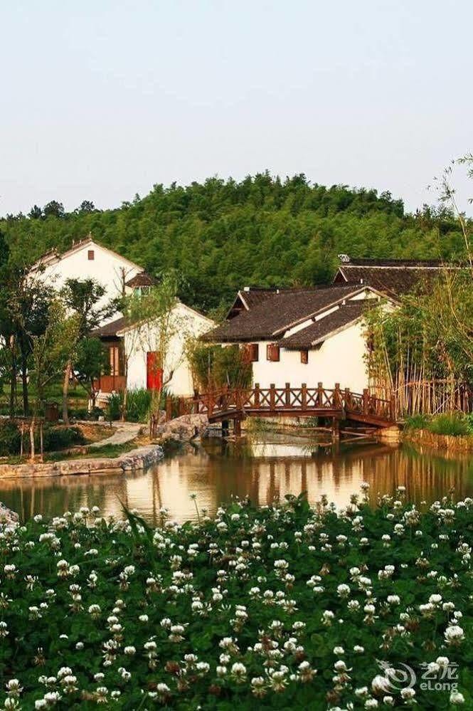 Suzhou Greendoor Resort Hotel Buitenkant foto
